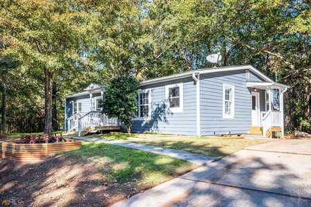 $296,500 - 3Br/2Ba -  for Sale in None, Griffin