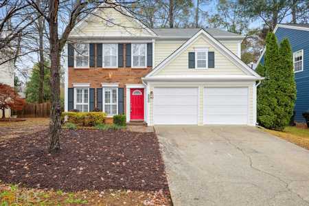 $425,000 - 3Br/3Ba -  for Sale in Glens At Powers Ferry, Marietta