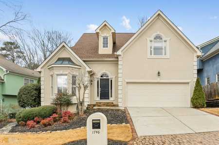 $650,000 - 3Br/4Ba -  for Sale in Harts Place, Chamblee