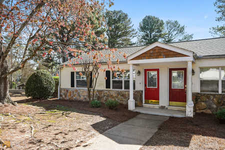 $237,900 - 2Br/1Ba -  for Sale in Stone Gate Cottages, Atlanta