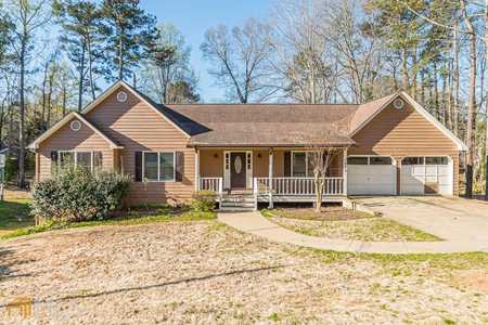 $329,900 - 3Br/2Ba -  for Sale in Kennesaw Acres, Kennesaw