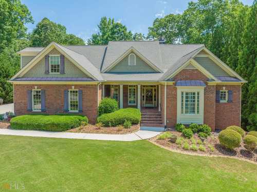 $749,900 - 4Br/4Ba -  for Sale in Royal Lakes, Flowery Branch