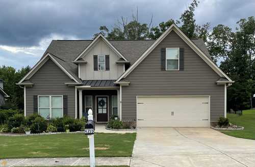 $439,900 - 4Br/3Ba -  for Sale in Highland Gate, Gainesville