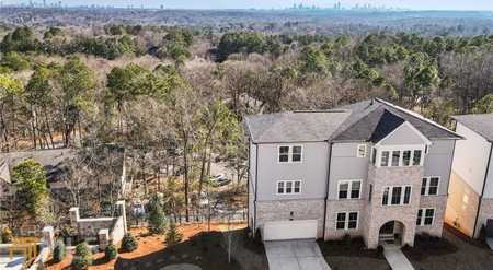 $999,999 - 5Br/3Ba -  for Sale in Reverie On Cumberland, Vinings