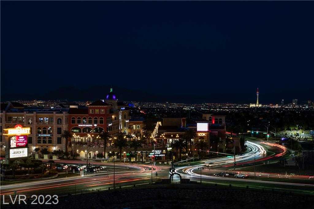 View Las Vegas, NV 89145 condo