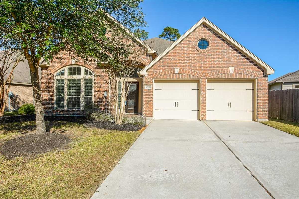 $385,000 - 4Br/3Ba -  for Sale in Imperial Oaks Park 12, Conroe