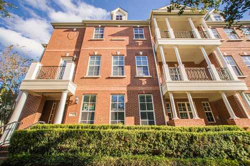 $580,000 - 4Br/4Ba -  for Sale in Wyngate Terrace At East Shore, The Woodlands