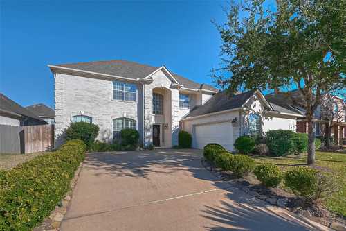 $392,000 - 4Br/4Ba -  for Sale in Shadow Creek Ranch, Pearland