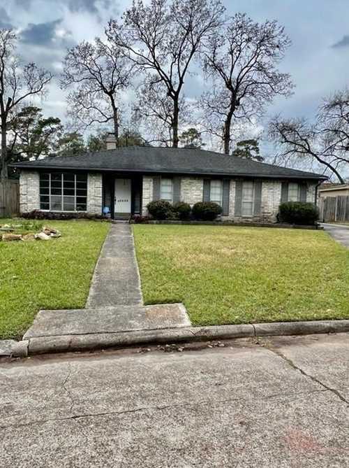 $209,900 - 3Br/2Ba -  for Sale in Atascocita Forest Sec 01, Humble