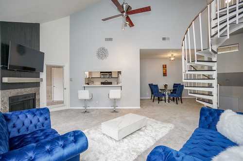 $215,000 - 1Br/1Ba -  for Sale in Villas Of Sweetwater, Sugar Land