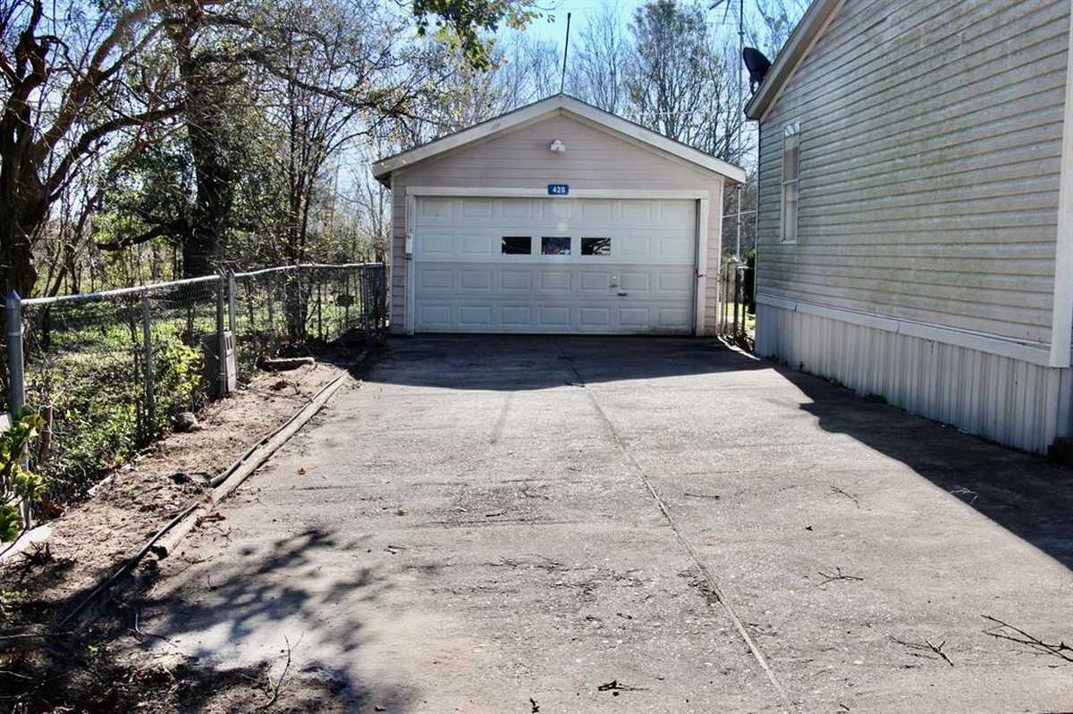 $150,000 - 3Br/2Ba -  for Sale in Na, Wallis