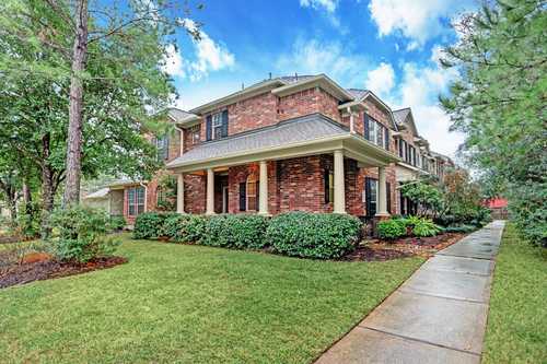$300,000 - 3Br/3Ba -  for Sale in The Woodlands, The Woodlands