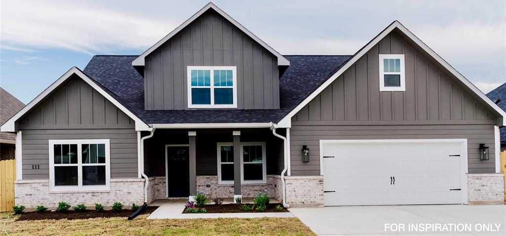 $475,000 - 4Br/3Ba -  for Sale in Greystone, Angleton