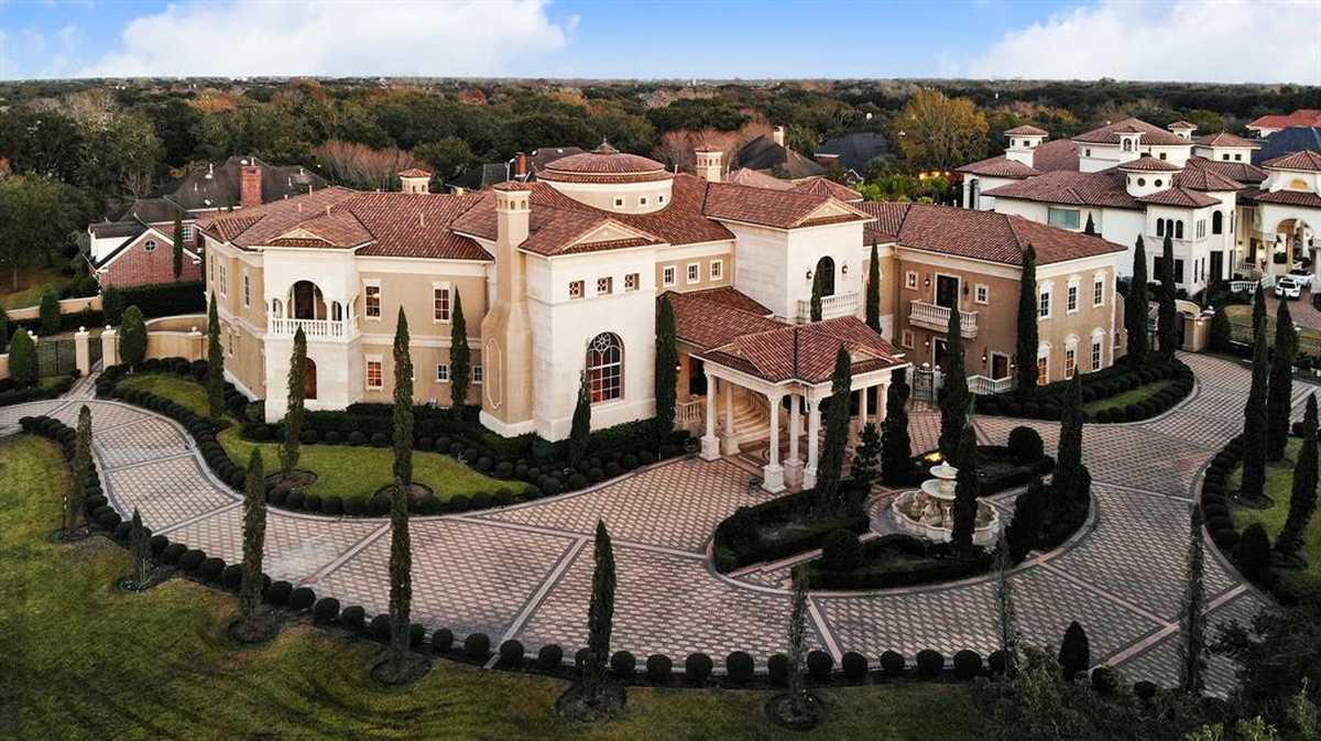 $10,900,000 - 9Br/14Ba -  for Sale in Sweetwater, Sugar Land