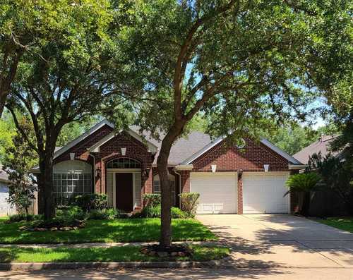 $375,000 - 4Br/3Ba -  for Sale in New Territory Prcl C-6 Through C-9, Sugar Land