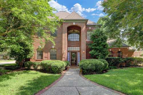 $625,000 - 3Br/3Ba -  for Sale in Twin Lakes, Houston