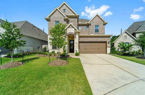 $585,000 - 4Br/4Ba -  for Sale in Lakes/creekside Sec 5, Tomball