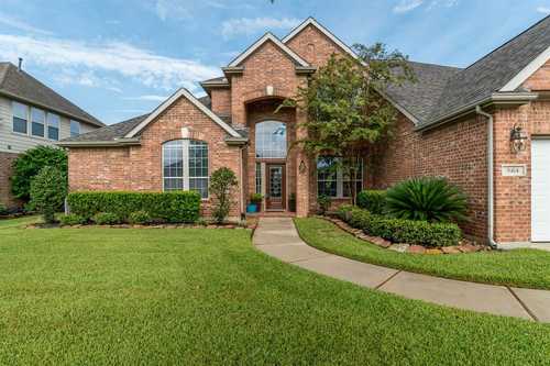 $550,000 - 4Br/4Ba -  for Sale in Inverness Estates Sec 02, Tomball