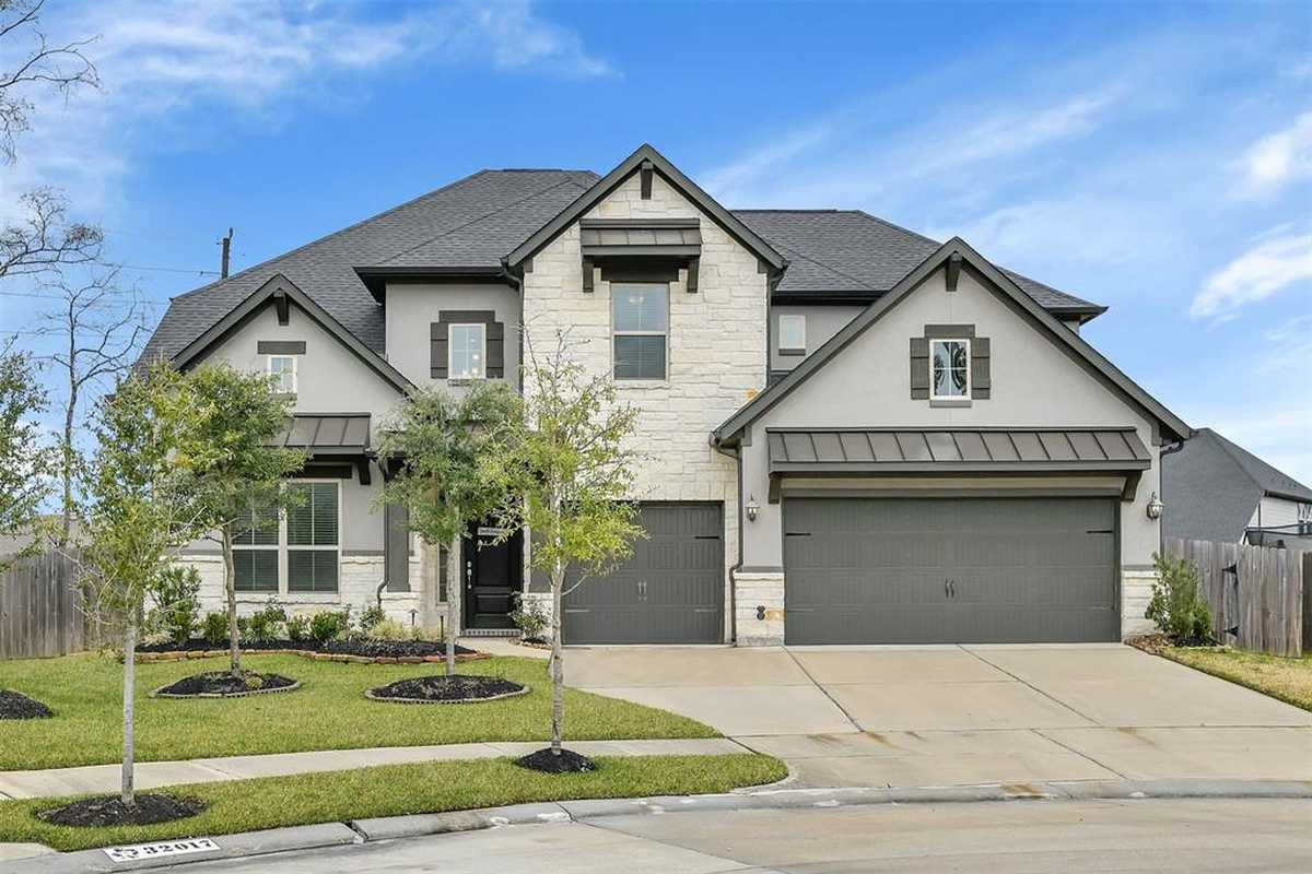 $650,000 - 5Br/4Ba -  for Sale in Falls At Imperial Oaks 24, Spring