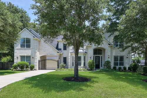 $719,900 - 4Br/6Ba -  for Sale in Crighton Woods 01, Conroe