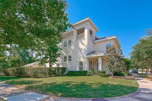 $1,475,000 - 4Br/5Ba -  for Sale in The Villas, The Woodlands