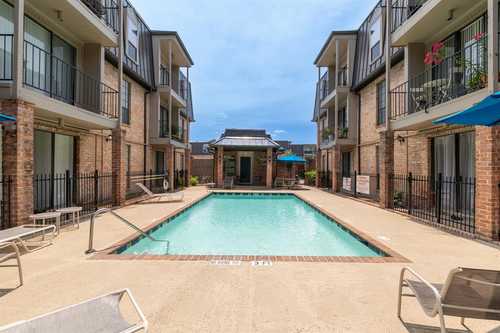 $249,000 - 2Br/2Ba -  for Sale in Brentwood Condos, Houston