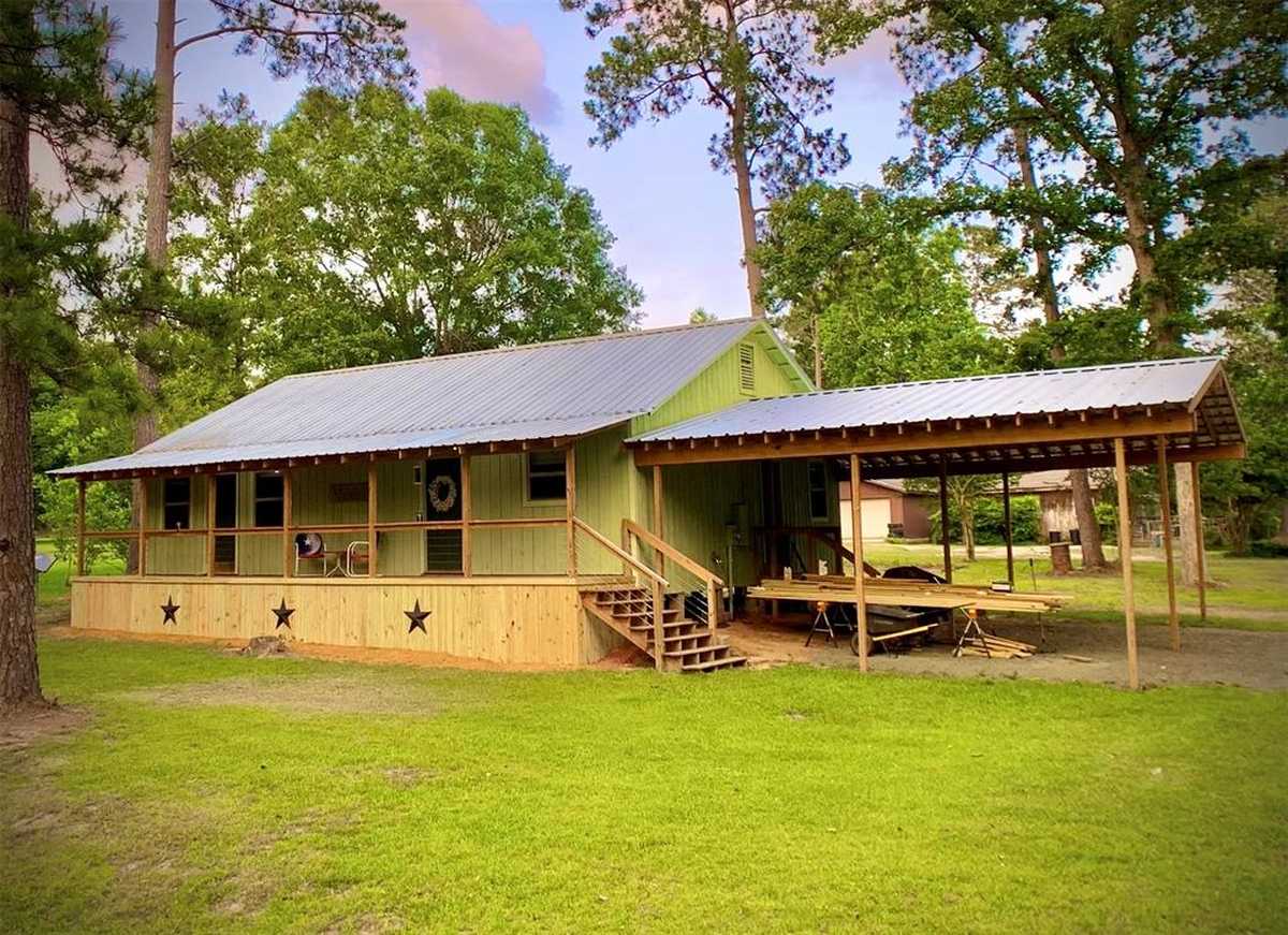 $195,000 - 3Br/2Ba -  for Sale in Lake Charmaine, Woodville