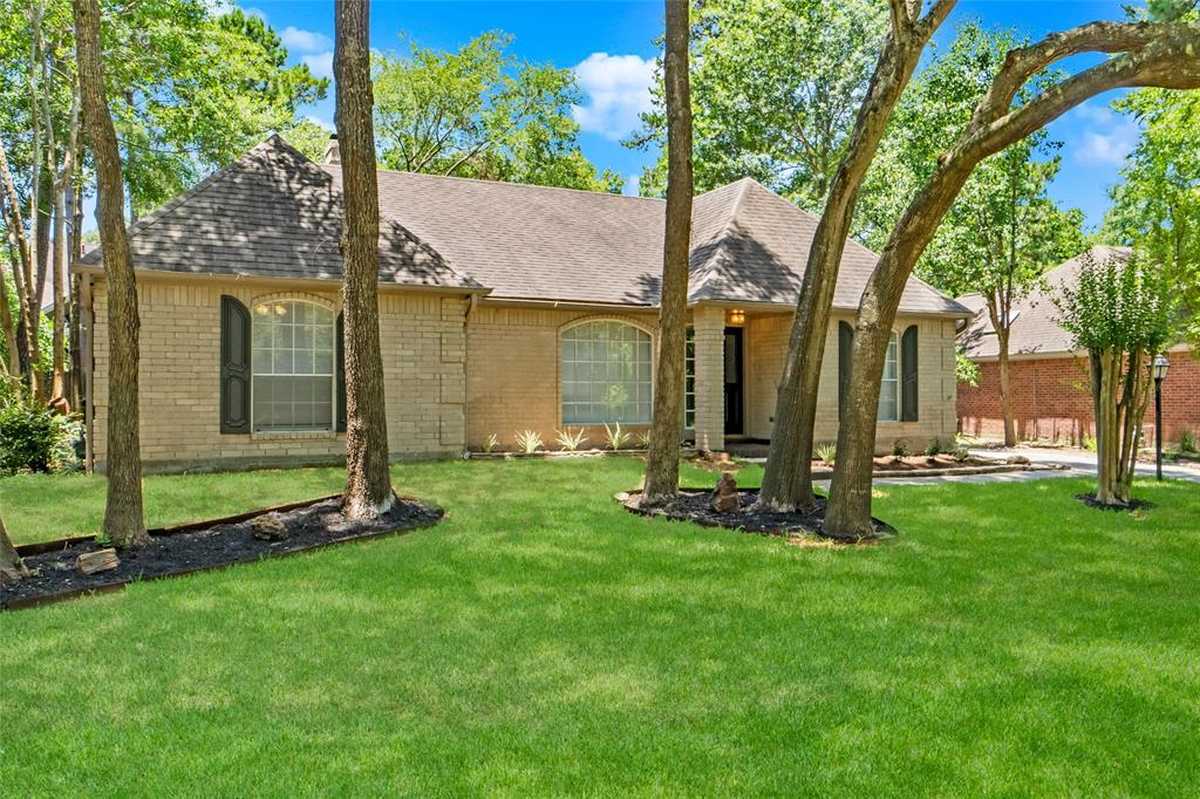$475,000 - 4Br/3Ba -  for Sale in The Woodlands Village Indian Springs, The Woodlands