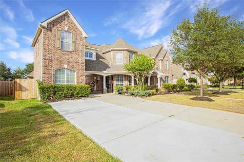 $800,000 - 5Br/5Ba -  for Sale in Cypress Creek Lakes, Cypress
