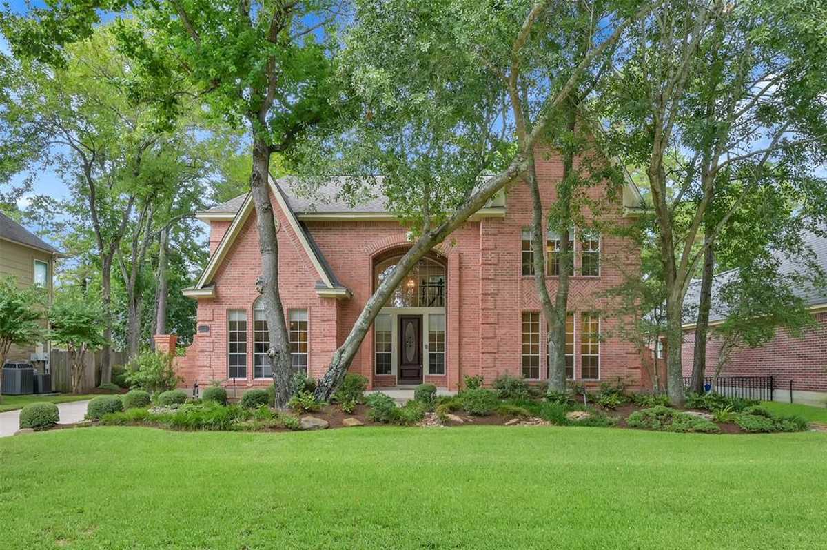 $825,000 - 4Br/4Ba -  for Sale in Wdlnds Village Panther Ck 28, The Woodlands