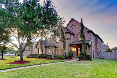 $830,000 - 7Br/7Ba -  for Sale in Cypress Crk Lakes Sec 02, Cypress