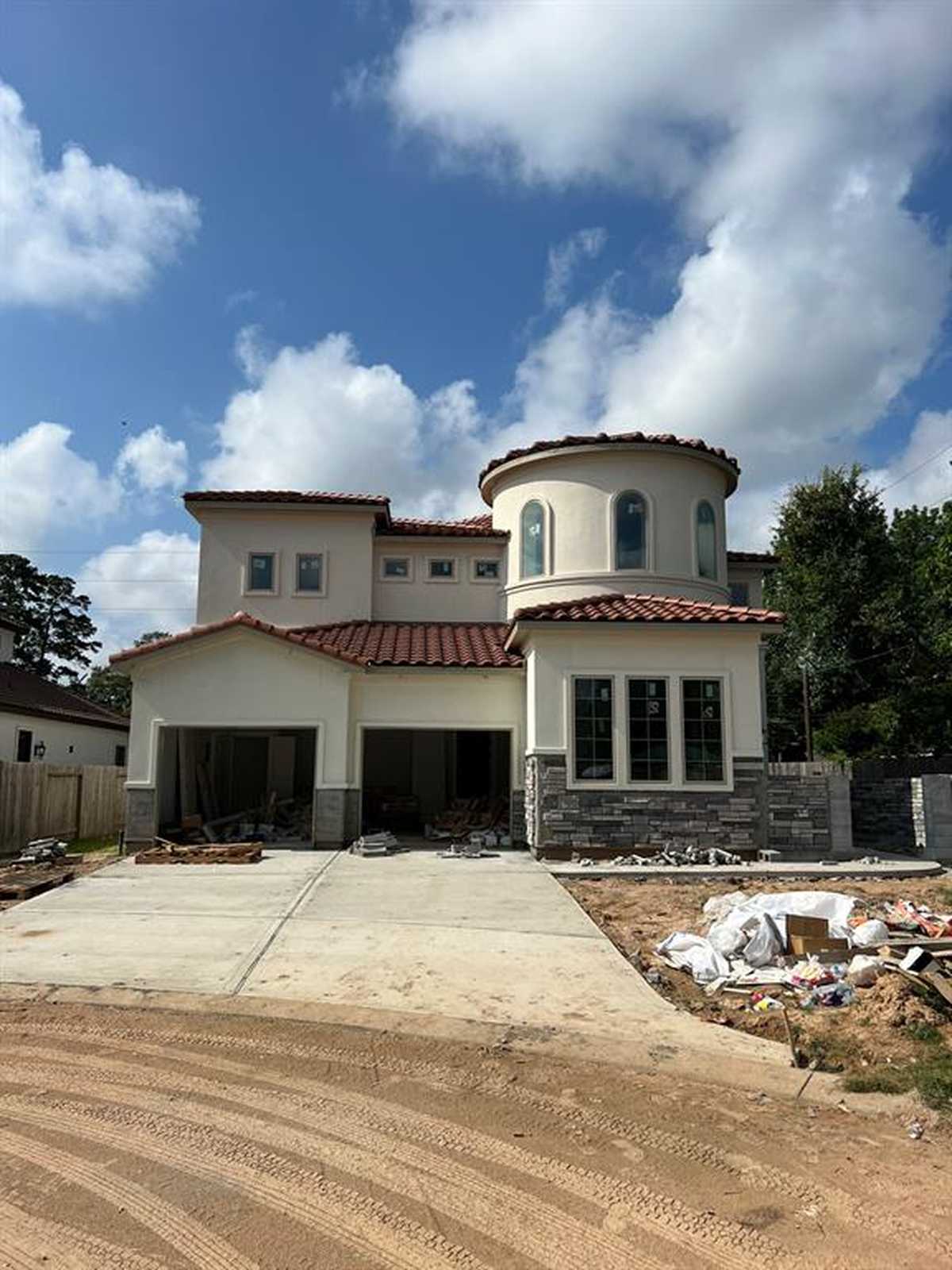 $968,000 - 3Br/4Ba -  for Sale in Malaga Forest Rep, Shenandoah