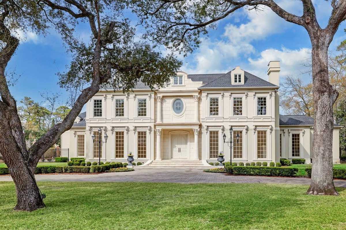 $10,900,000 - 6Br/9Ba -  for Sale in River Oaks Tall Timbers, Houston