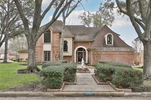 $380,000 - 4Br/3Ba -  for Sale in Waterford Sec 1, Sugar Land