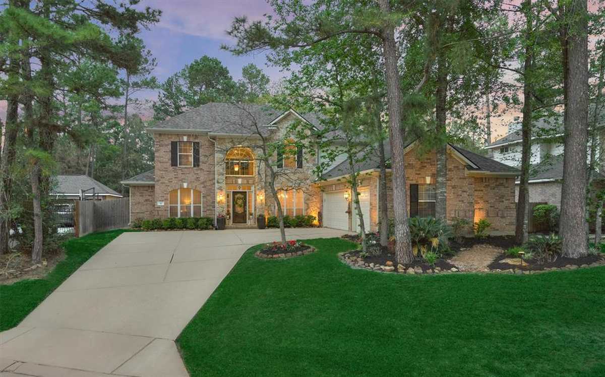 $750,000 - 4Br/4Ba -  for Sale in The Woodlands Indian Springs, The Woodlands