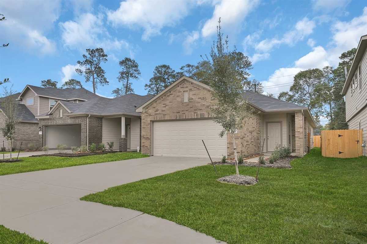 $279,940 - 3Br/2Ba -  for Sale in Rosehill Meadow, Tomball