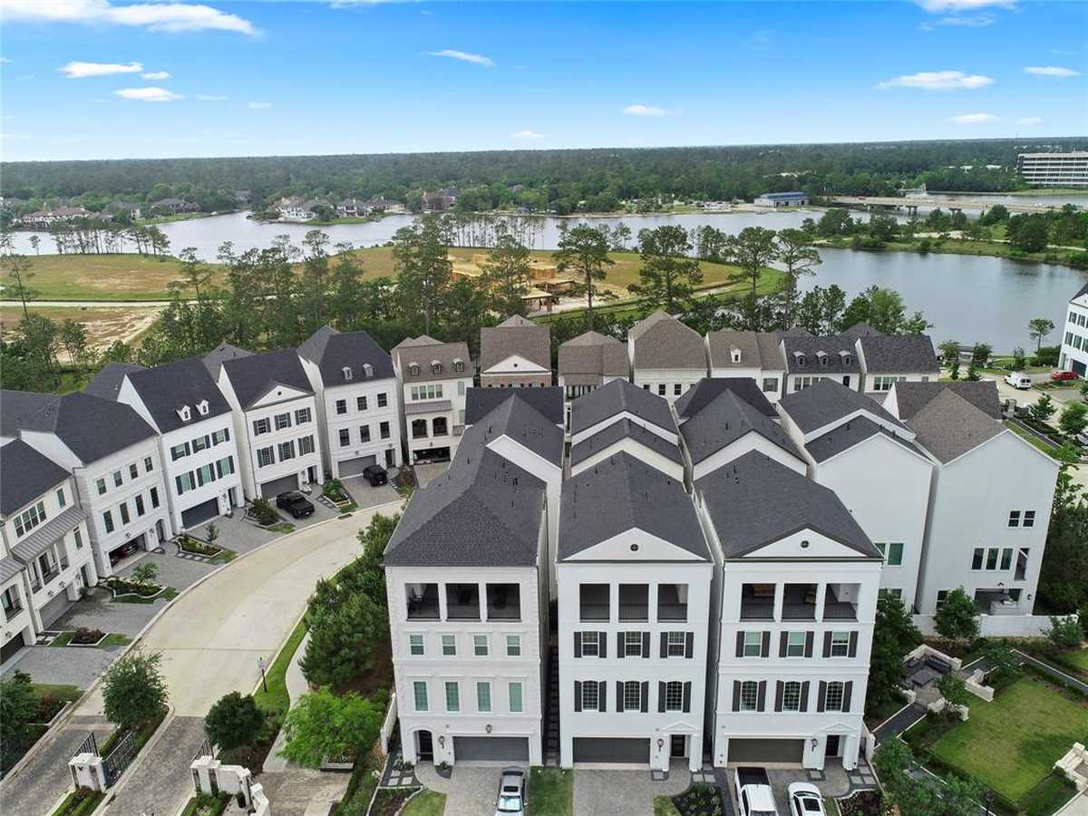 $1,750,000 - 4Br/5Ba -  for Sale in Vue At East Shore, The Woodlands