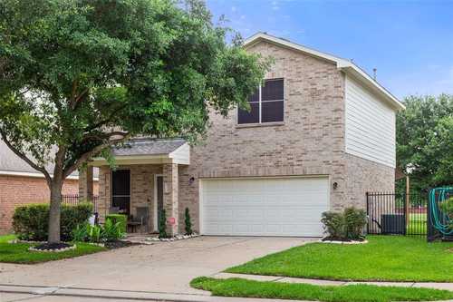 $320,000 - 3Br/3Ba -  for Sale in Stone Gate, Houston