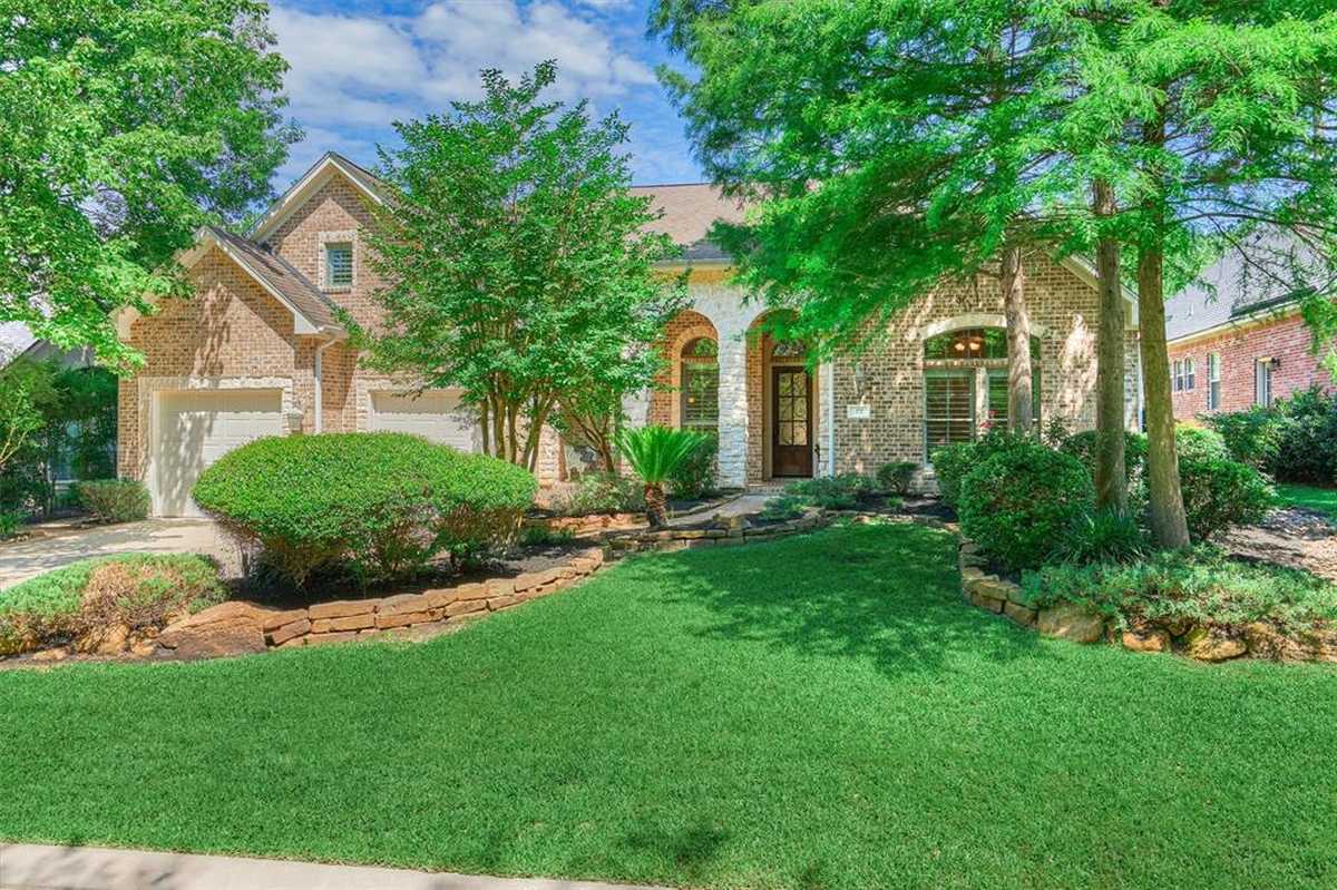 $925,000 - 4Br/4Ba -  for Sale in The Woodlands Sterling Ridge, The Woodlands