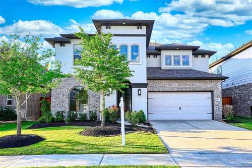 $609,000 - 5Br/4Ba -  for Sale in Towne Lake, Cypress