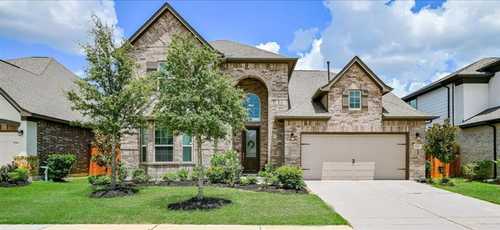 $726,000 - 5Br/5Ba -  for Sale in Towne Lake Sec 50, Cypress