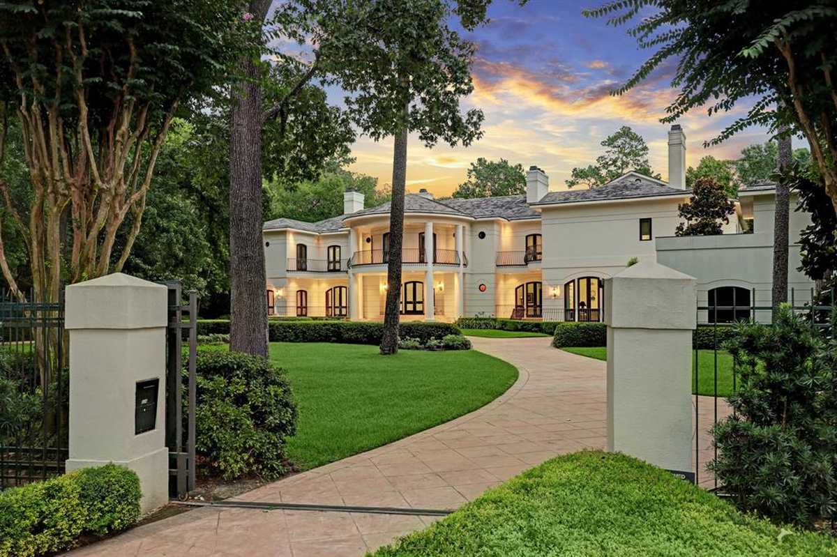 $9,950,000 - 5Br/11Ba -  for Sale in Bayou Woods, Houston