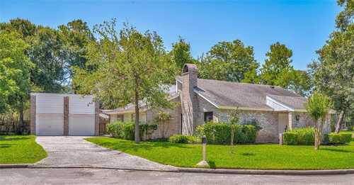 $330,000 - 4Br/2Ba -  for Sale in Imperial Woods, Sugar Land