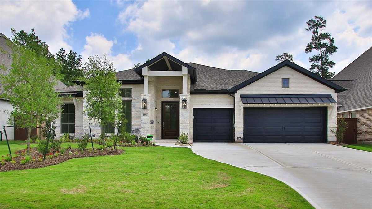 $674,900 - 4Br/4Ba -  for Sale in Evergreen, Conroe