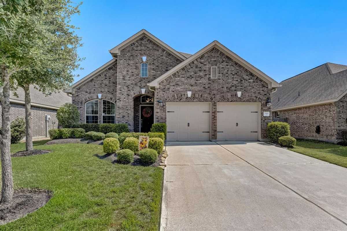 $350,000 - 3Br/2Ba -  for Sale in Meadows At Imperial Oaks 04, Conroe
