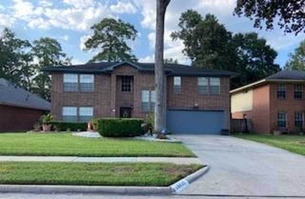 $350,000 - 4Br/3Ba -  for Sale in Atascocita Trails, Humble