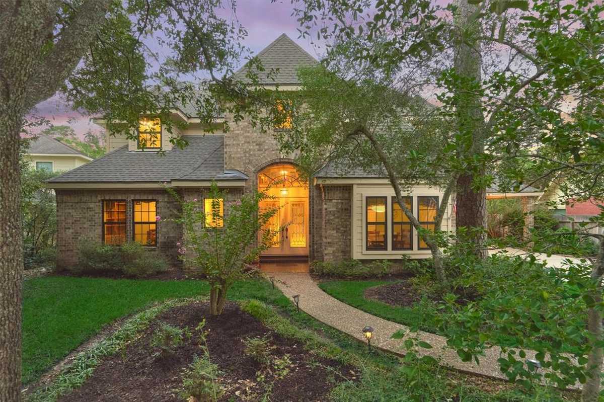 $650,000 - 4Br/4Ba -  for Sale in The Woodlands Cochrans Crossing, The Woodlands