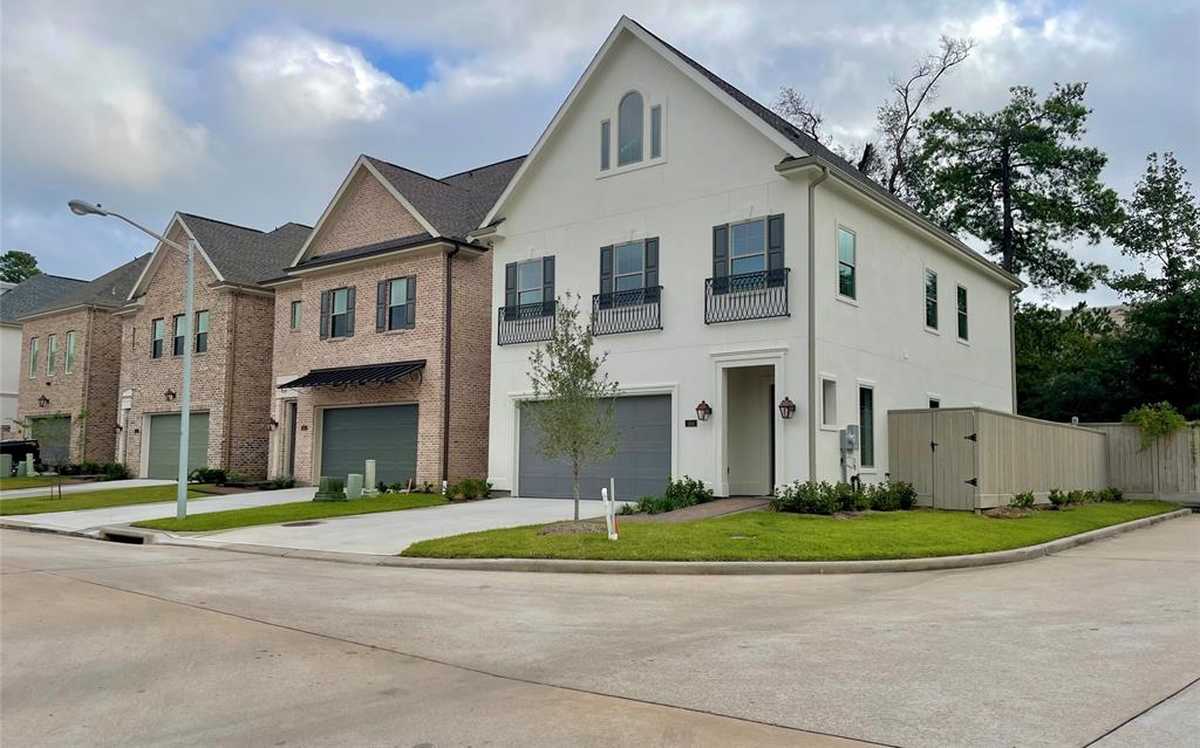 $659,000 - 3Br/4Ba -  for Sale in Boulevard Green At Vision Park, Conroe