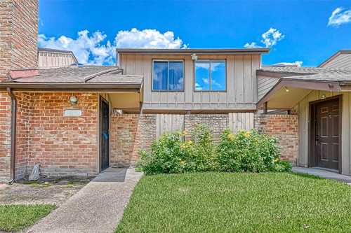$195,000 - 3Br/3Ba -  for Sale in Fawndale T/h Sec 01, Houston