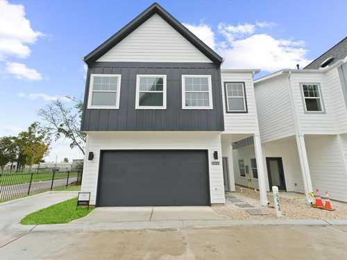 $349,990 - 3Br/3Ba -  for Sale in Hempstead Terrace Pt Rep #, Houston